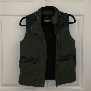 XS BDG Army Green Vest